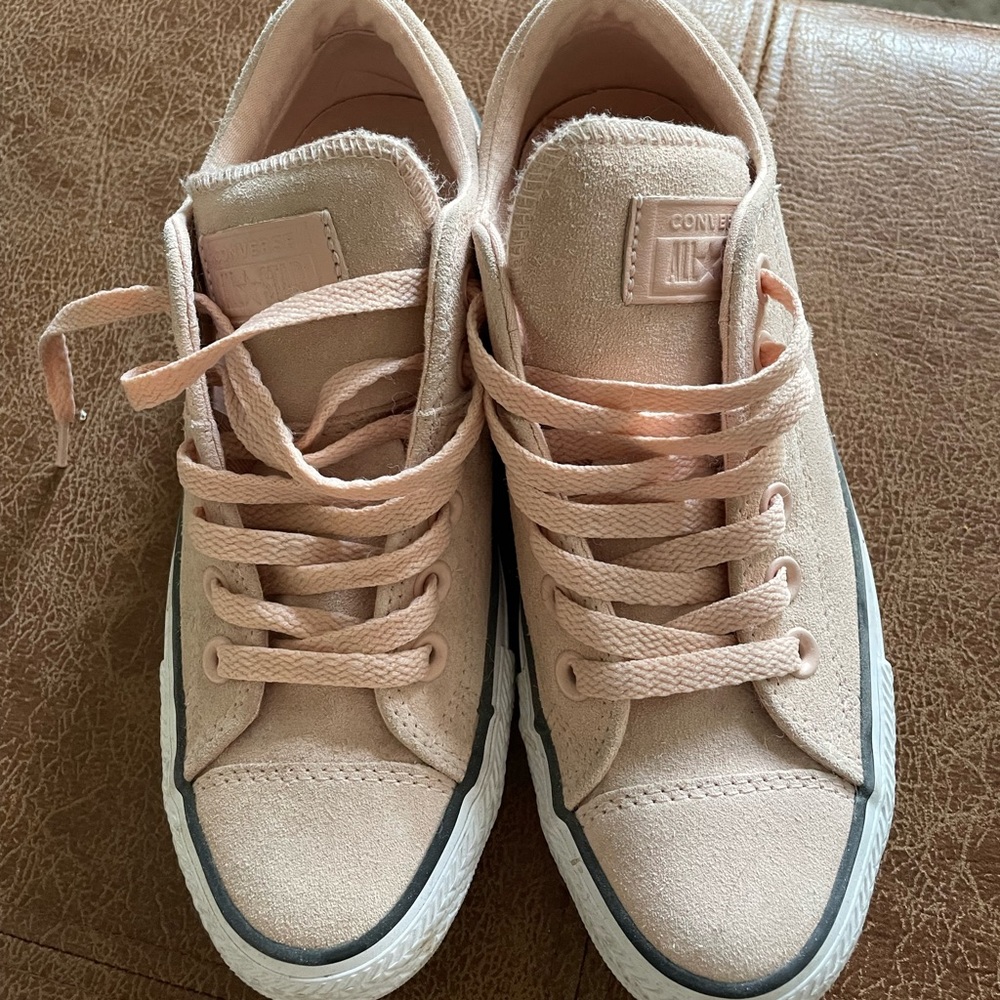 Swade pink converse